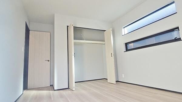 E, 7 Hiraku, Minami Ward, Yokohama City, Kanagawa Prefecture, 232-0035, Japan E, 7 Hiraku, Minami Ward, Yokohama City, Kanagawa Prefecture, 232-0035, Japan
